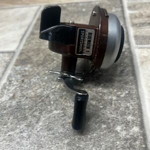 Bluewater 1 Sportsman Spincast Fishing Reel Brown Silver Vintage Style